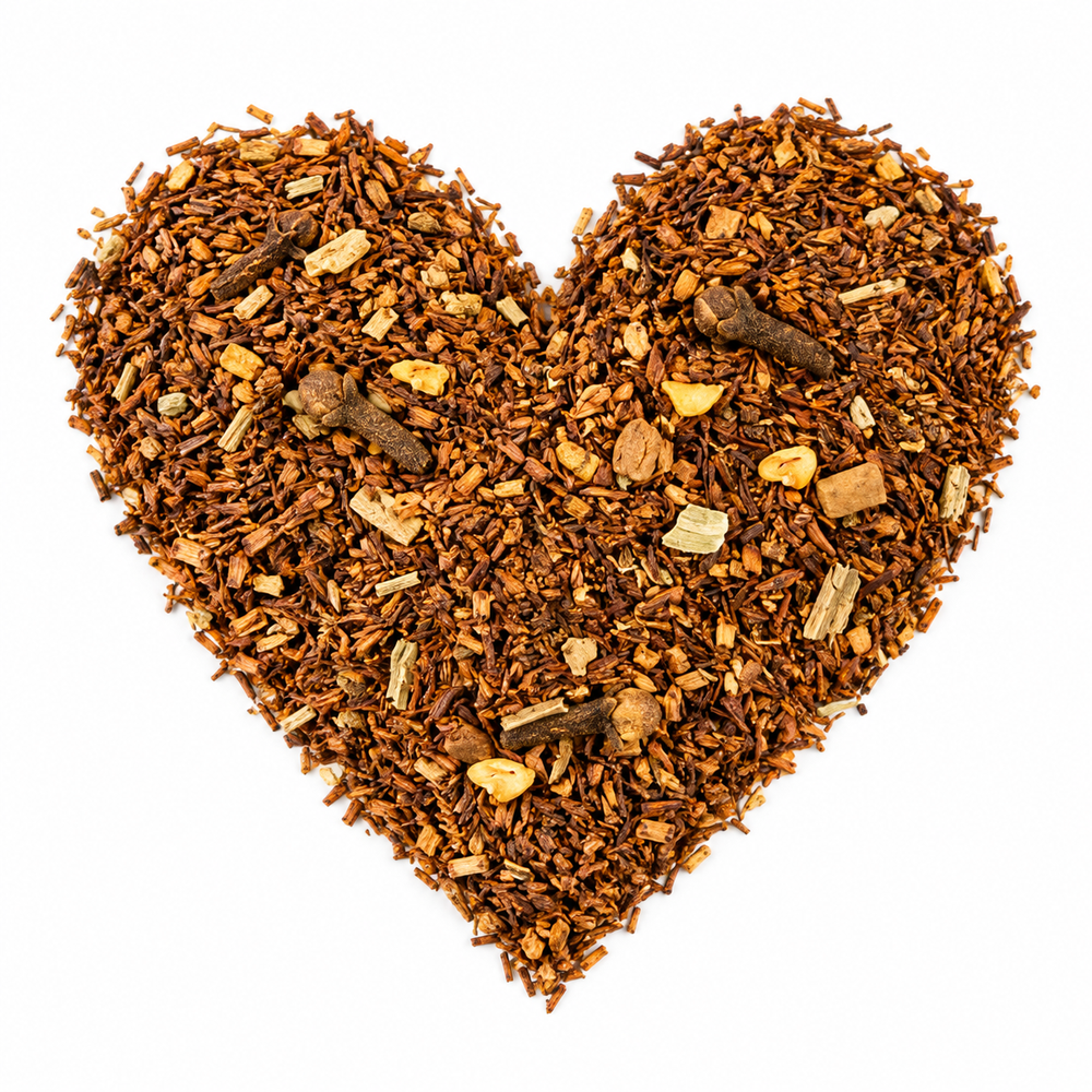 Heta stunder – rooibos arrangerat som ett hjärta på vit bakgrund