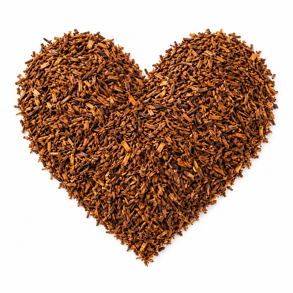 Neutral – rooibos arrangerat som ett hjärta på vit bakgrund